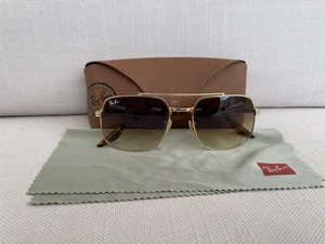 Ray-Ban RB3699 56mm Sonnenbrille in Gold / Braun - Bild 1 von 5