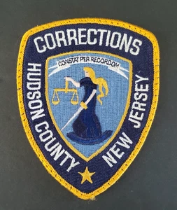 Parche del Departamento de Correcciones del Condado de Hudson NJ 3,5 X 4,25 orientado a la izquierda usado - Imagen 1 de 2