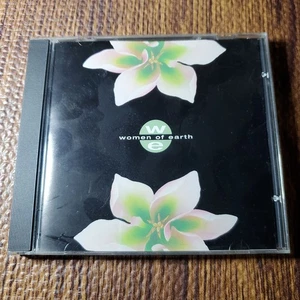 Women of Earth CD 1998 Charity Compilation Pop Sony Music - Foto 1 di 3