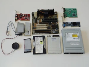Computadora retro. Juego. RANURA 1 Asus P2L-B. Celeron433Mhz/128/20Gb. Vintage. - Imagen 1 de 11