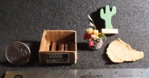 Texas Moon Crate Leather Cactus Statue Dried Flower Decor AS IS 1:12 Mini 8034 - Picture 1 of 2