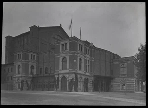 BAYREUTH WAGNER THEATRE C1910 ANTIQUE PHOTO Magic Lantern Slide GERMANY - Picture 1 of 3
