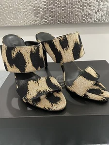 Versace abstrakt bedruckte Seidensandalen Größe 39/9 Neu im Karton - Bild 1 von 8