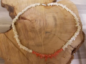 Schmuckset Ohrstecker + Lachsfarbene Astkorallen Kette mit Perlmutt 42 cm - Bild 1 von 5