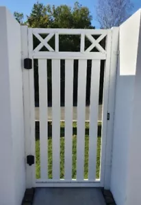 HAMPTONS look Gates & Fences - All Aluminum - CUT TO YOUR SIZES - DIY Screening - Picture 1 of 13