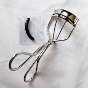 ELF Eyes Lips Face Eyelash Curler BNWOB - Picture 1 of 1