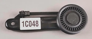 Subaru Forester 1998-2008 A/C Drive Cintura Tenditore Puleggia Con Supporto OEM - Foto 1 di 9