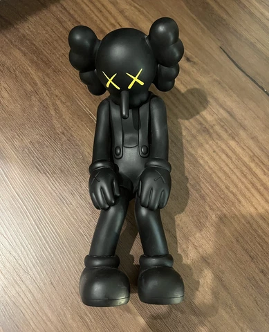 KAWS SMALL LIE vinyl COMPANION figure BLACK kawsone MEDICOM TOY 100% Authentic Cover