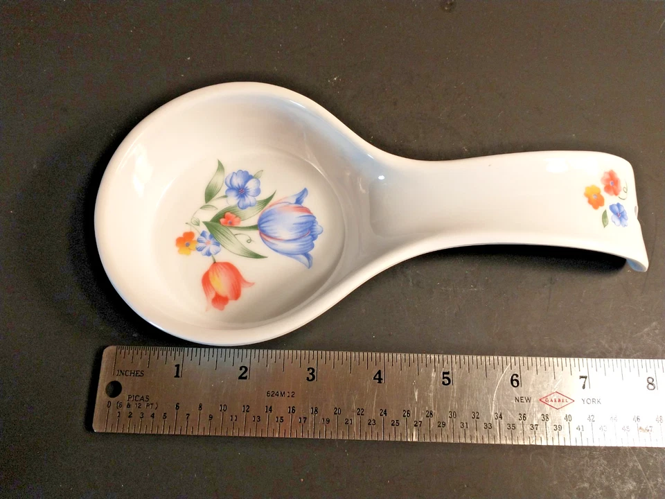 Reposacuchara de plástico de melamina de corte fresco Corelle Coordinates 8" de largo Foto 1 de 4