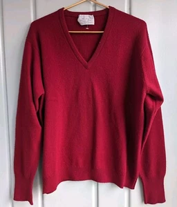 Berk Burlington Mens Large Sweater 100% Cashmere V-Neck Red Arcade Scotland 44 L - Picture 1 of 10