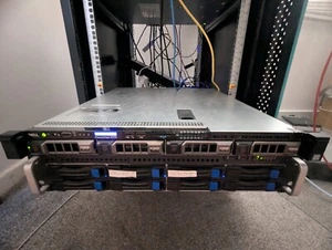Dell R230 Server Quad-Core E3-1220 V5 16GB RAM 4x Hot Swap Bays with SSD Adaptor - Picture 1 of 4