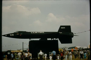 Scivolo 35 mm vintage 1962 - aereo USAF North American X-15 - Erie PA Air Show - Foto 1 di 1