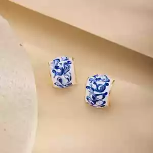 Vintage Look C-Shaped Enamel Blue & White 14K Gold Plated Stud Earrings Women's - Picture 1 of 3