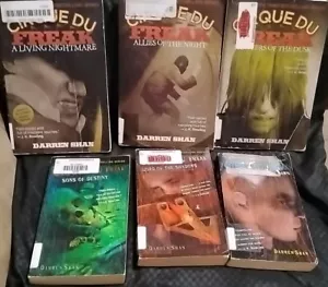 Cirque Du Freak Book Lot Of 6 Darren Shan Ex-Library - Bild 1 von 13