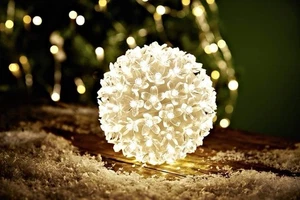 Tarrington House LED-Sakura Ball, PVC, Ø 14.5 cm, 100 LED, 3.6 W, warmweiß - Bild 1 von 8