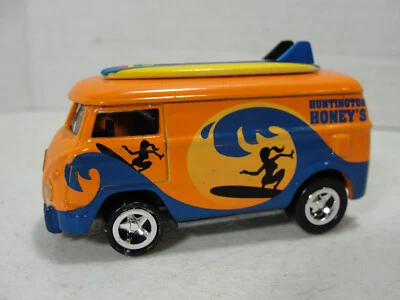 Varillas de surf Johnny Lightning 60 años 60 VW Van Huntington Honey's Volkswagen Srfbrds Foto 1 de 4