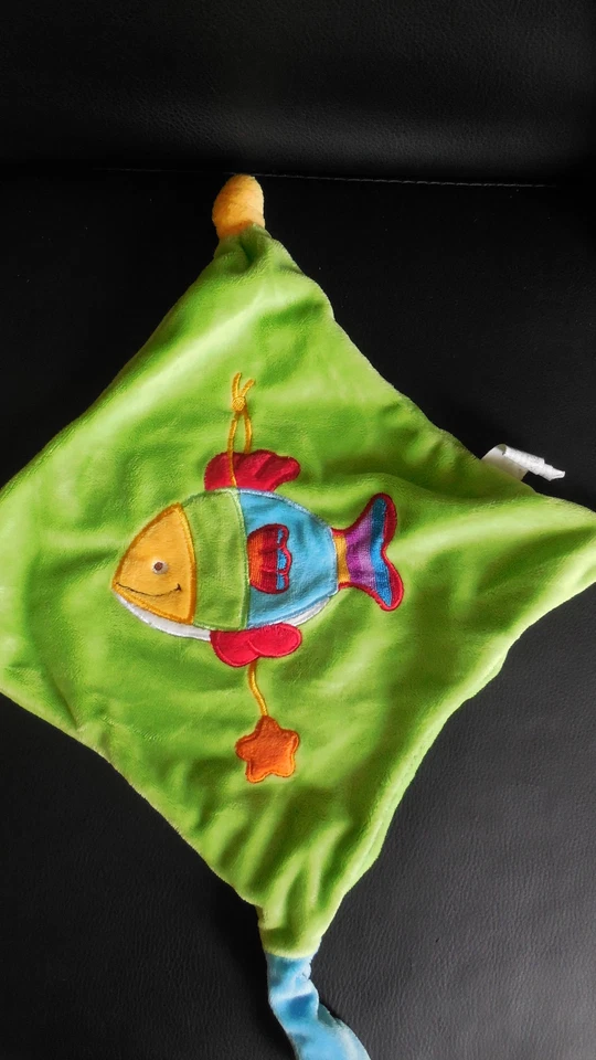 Doudou plat vert brodé poisson BAMBIA LIDL (2 dispo) - Photo 1/1