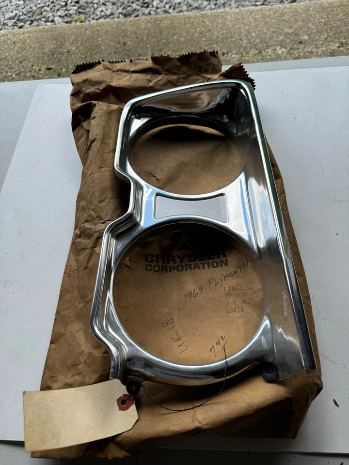 NOS RH Headlight bezel for 1969 Plymouth FURY III WGN, SPORT FURY, VIP 2898156 - Image 1 of 1