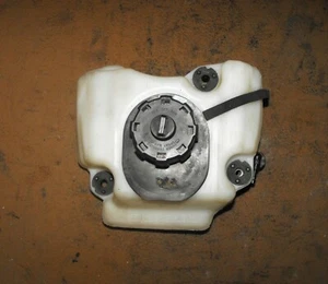 Suzuki 4 HP 4 Stroke Fuel Tank Assembly PN 65110-97L10 Fits 2017-2018+ - Bild 1 von 4