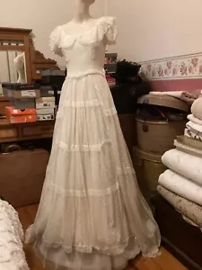 Stunning Antique Ivory Lace Wedding Dress 40’s Era Metal Zip Size 8-10 - Picture 1 of 12