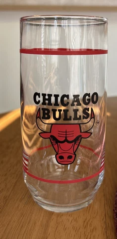 Authentic Vintage Chicago Bulls Logo Drinking Glass Cover