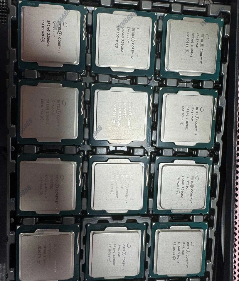 Processore CPU Intel Core i7-5775C SRZAG 3,3 GHz grafica 6200 LGA1150 - Immagine 1 di 1