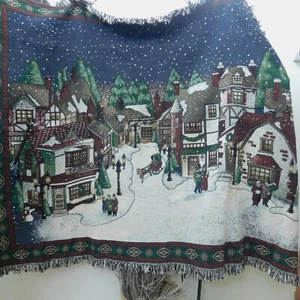 SNOWY WINTER VILLAGE Weihnachten Urlaub Baumwolle Wandteppich Überwurf Decke 53" x 69" - Bild 1 von 9