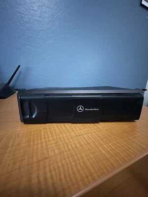 原始设备制造商梅赛德斯奔驰 2003-08 R230 SL500 CLK500 S430 MC3330 6 磁盘转换器 — 第 1/4 张图片