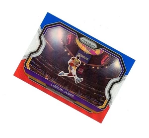 Prizm 2020-21 ROSSO BIANCO BLU OMAGGIO LEBRON JAMES! LA LAKERS CAPRA - Foto 1 di 1