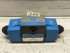 Vickers Eaton DG4S4-012N-B-60-S324 Hydraulik Wegeventil schön - Bild 1 von 12