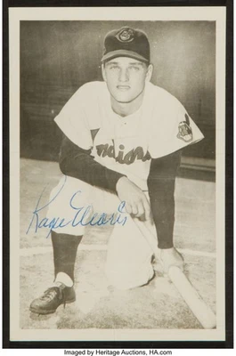 ROGER MARIS SIGNED CLEVELAND INDIANS ROOKIE PHOTO POSTCARD AUTO HERITAGE & PSA - Image 1 of 4