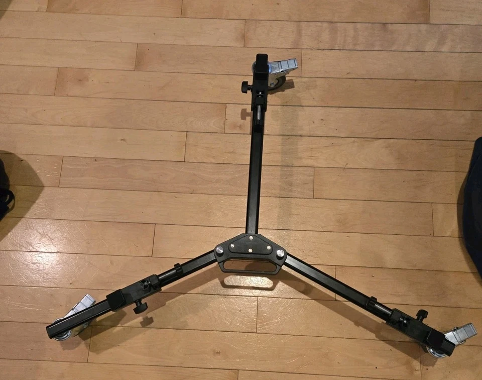 Carretilla trípode universal de alta resistencia Vidpro con asa de transporte y estuche negro Foto 1 de 4