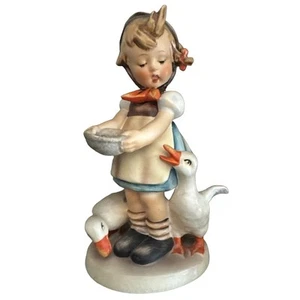 Goebel Hummel figurine #197 Be Patient full bee mark TMK 2 - Picture 1 of 9