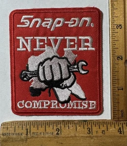 Parche bordado de hierro con logotipo de empresa Snap On Tools Never Compromise - Imagen 1 de 2