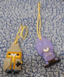 Lote de 3 piezas Universal Studios para General Mills Minion - Bombero, Púrpura, Caballero - Imagen 1 de 10