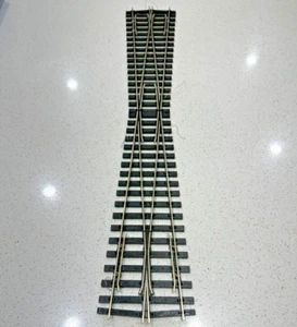 Peco O scale points, 2 medium Y points, 2 long crossover - Picture 1 of 3