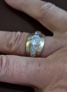 Silber-Ring matt vergoldet mit großem Zirkonia - Bild 1 von 5
