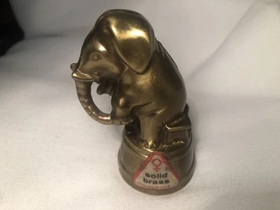 VINTAGE BRASS ELEPHANT SITTING ON BENCH BANK - Image 1 of 4