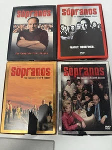 THE SOPRANOS SEASONS 1-4 DVD PRE-OWNED - Foto 1 di 2