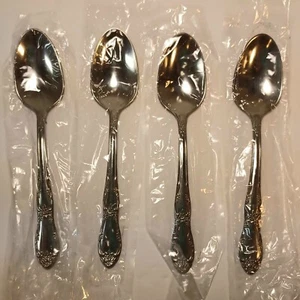 Wm A Rogers Stainless 4 Teaspoons Coffee Spoons Fenway Daydream Oneida LTD - Picture 1 of 3