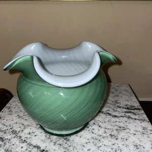 Fenton Art Glass Candle Glow Green Cased Spiral Vase - Picture 1 of 5