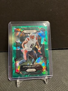 2023-24 Prizm Patriots JA'WHAUN BENTLEY #202 Green Ice SP - Bild 1 von 1