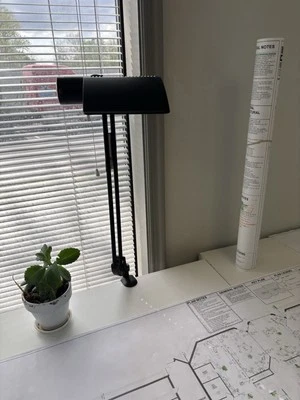 Lot of Five (5) Humanscale Task Lamps - Image 1 of 4