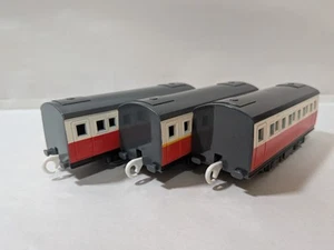 Thomas & Friends TOMY Plarail Trackmaster Red Express Coach Set Tren - Imagen 1 de 7