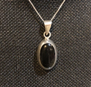 ATI Mexico 925 Made In Mexico Black Onyx Oval Pendant. Sterling Silver Chain 20” - Picture 1 of 4