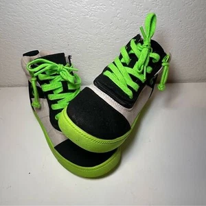 NEW!! Black/Green BILLY Street Short Wrap High Tops Boys 3M - Picture 1 of 8
