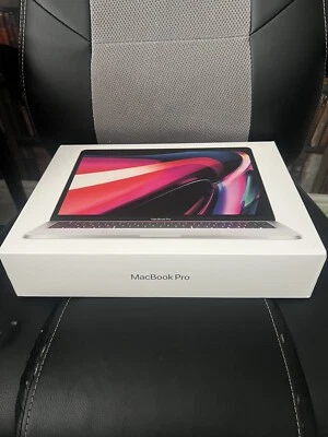 Apple MacBook Pro 13 Intel Core i5 2.30 GHz with Logic Pro and Final Cut pro2 - Image 1 of 4