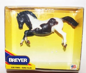 Sin usar en paquete Breyer Reeves Promises crianza semental Dark Bay caballo pinto 9"" 890 - Imagen 1 de 4