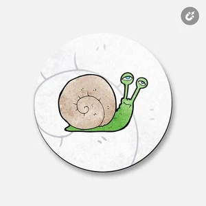 Snail Animal | 4'' X 4'' Round Decorative Magnet - Picture 1 of 2