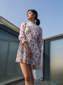 Glamouröses romantisches Chiffonkleid mit Blumenmuster - Bild 1 von 10